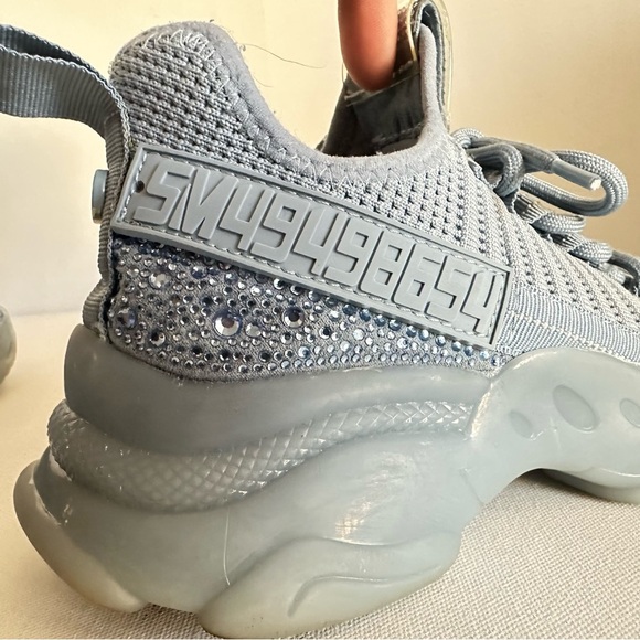 Steve Madden Women's Sz 7 (6.5) Maxima Knit Baby Blue Rhinestone Fashion Sneaker - Picture 5 of 12